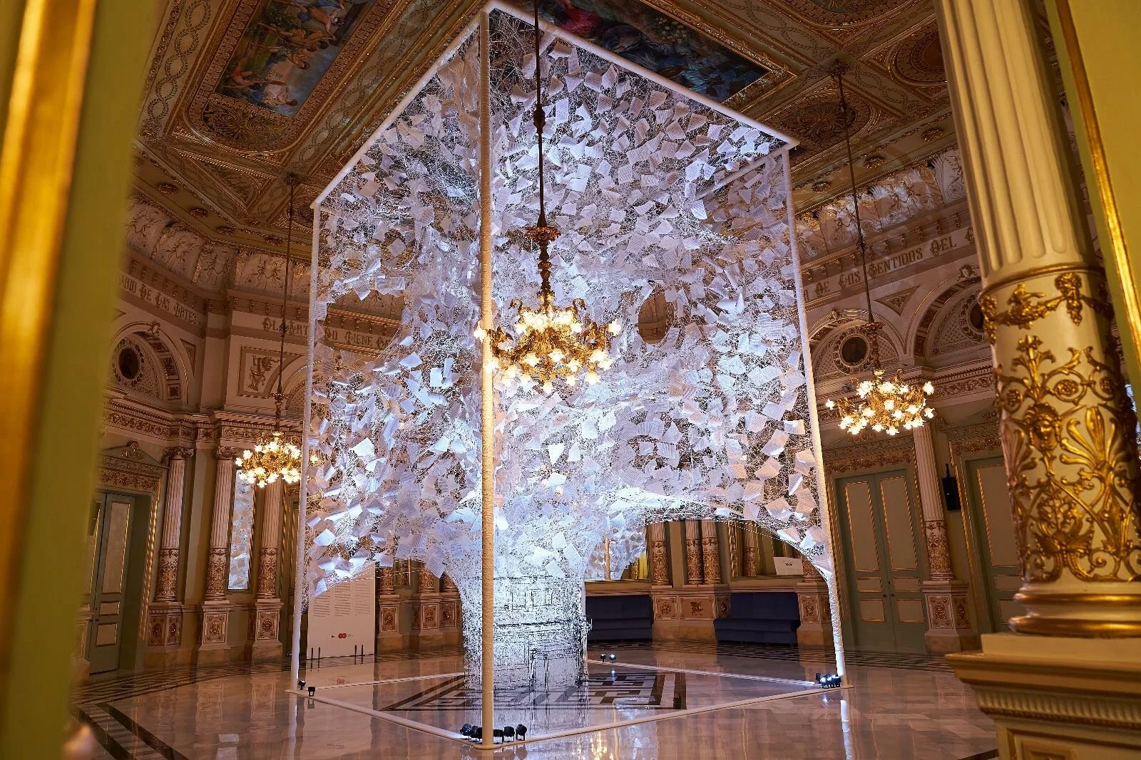 CHIHARU SHIOTA - Alice Zucca